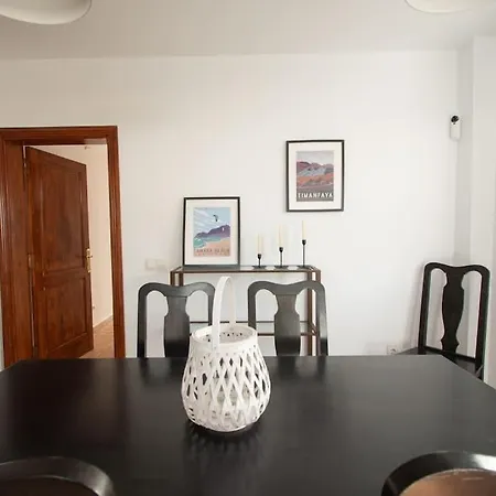 Casa Marlay Spacious, Heated Pool, Bbq & Fast Wi-fi Only 15 Minutes Walk To Town Ferienhaus