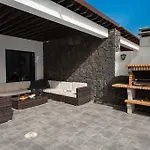 Casa Marlay Spacious, Heated Pool, Bbq & Fast Wi-fi Only 15 Minutes Walk To Town Dom wakacyjny