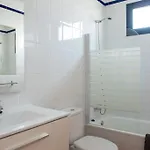 Casa Marlay Spacious, Heated Pool, Bbq & Fast Wi-fi Only 15 Minutes Walk To Town Playa Blanca (Lanzarote)