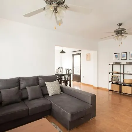 度假居 Casa Marlay Spacious, Heated Pool, Bbq & Fast Wi-fi Only 15 Minutes Walk To Town