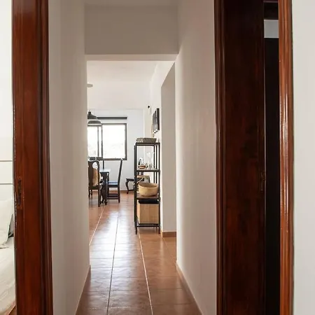 Casa Marlay Spacious, Heated Pool, Bbq & Fast Wi-fi Only 15 Minutes Walk To Town 度假居