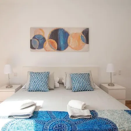 Casa Marlay Spacious, Heated Pool, Bbq & Fast Wi-fi Only 15 Minutes Walk To Town 度假居 *