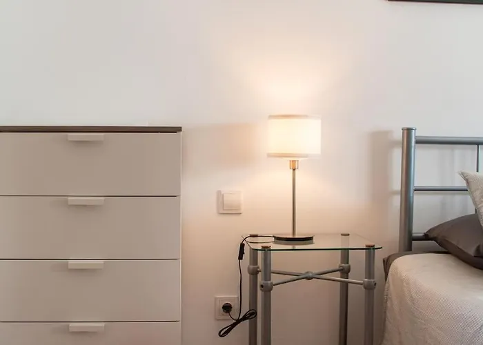 Holiday home Casa Marlay Spacious, Heated Pool, Bbq & Fast Wi-fi Only 15 Minutes Walk To Town